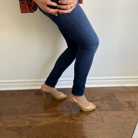 JIMMY CHOO PATENT LEATHER PEEP TOE SLING BACK Size 40 / 10 US Beige Tan - Picture 3 of 8